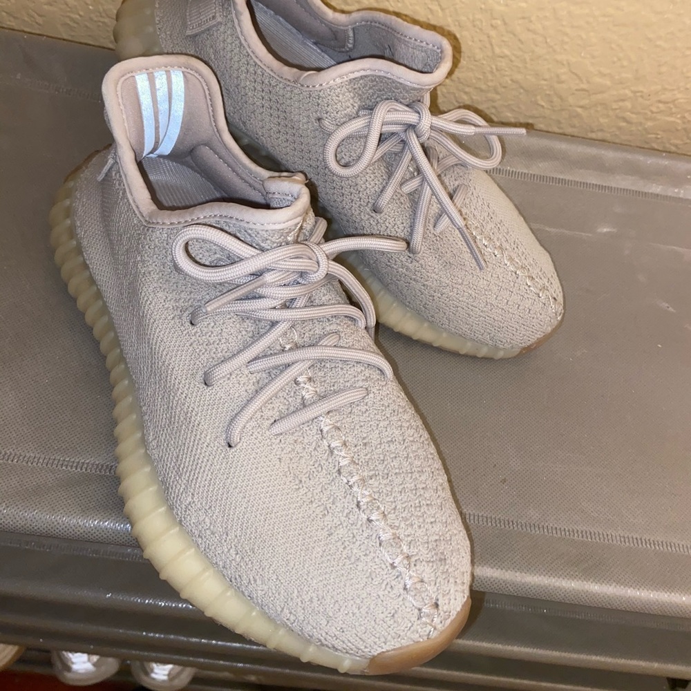 Yeezy Boost 350 V2 Sesame